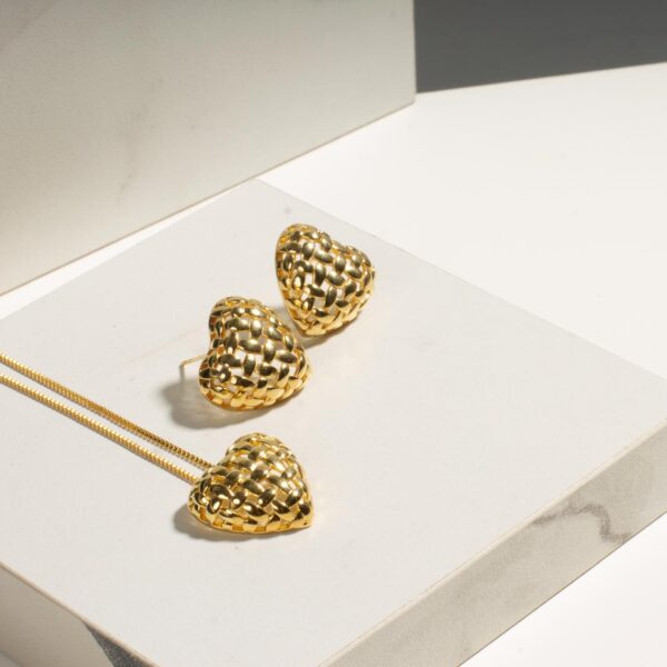 Essential Woven Heart Set